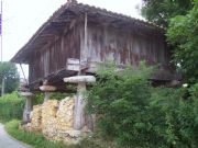 Horreo Asturiano ( Cangas de Ons )